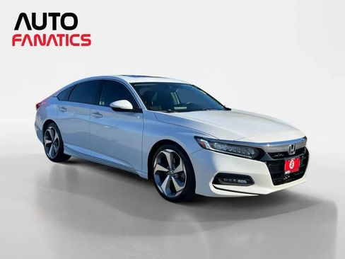 Used 2019 Honda Accord Touring image 7