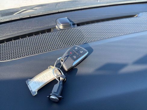 Used 2025 Chevrolet Equinox LT image 21