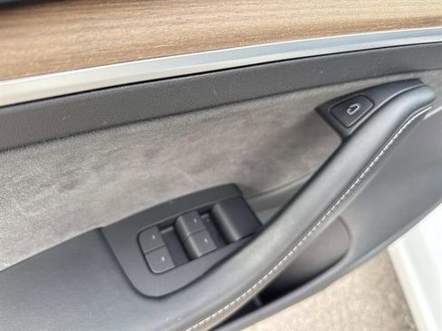 Used 2022 Tesla Model 3 Long Range image 12