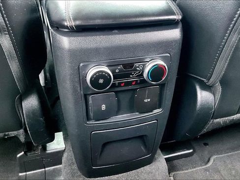 Used 2022 Ford Explorer Limited image 25