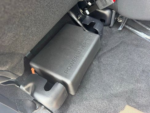 New 2025 Ford F150 Lariat w/ Equipment Group 501A Mid image 31