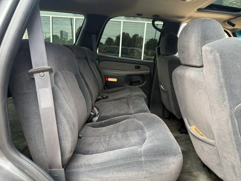 Used 2000 Chevrolet Tahoe LS w/ LS Preferred Equipment Group AWD/4WD image 17