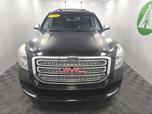 Used 2016 GMC Yukon XL SLT w/ Open Road Package AWD/4WD image 2