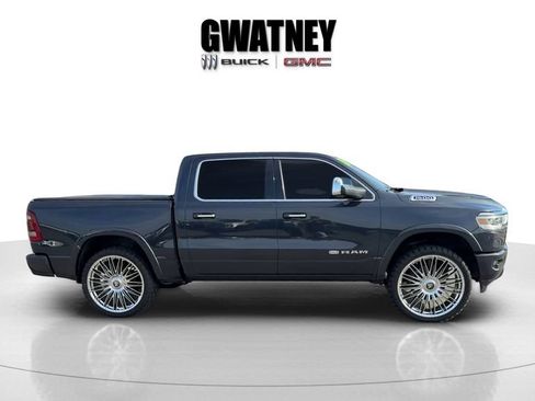Used 2020 RAM 1500 Limited w/ Trailer Tow Group AWD/4WD image 2