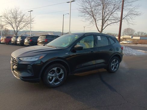 Used 2025 Ford Escape ST-Line image 16