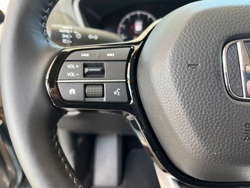 Used 2027 Honda HR-V EX-L image 20