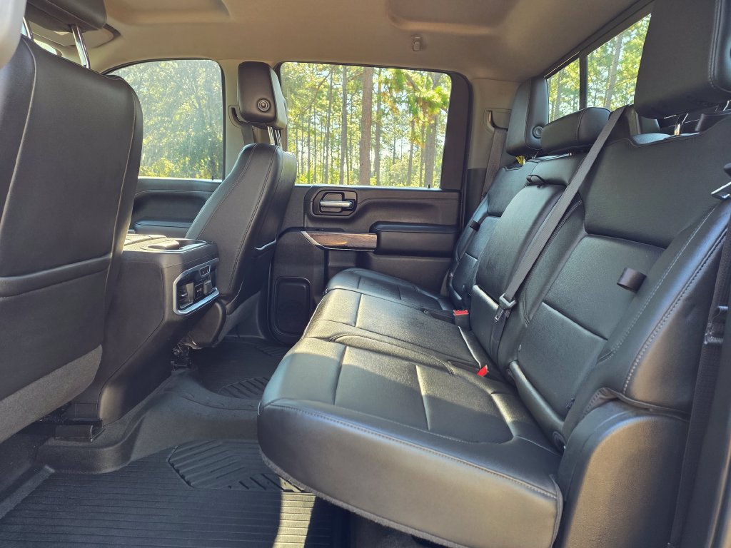 Used 2020 Chevrolet Silverado 2500 LTZ w/ LTZ Premium Package AWD/4WD image 16