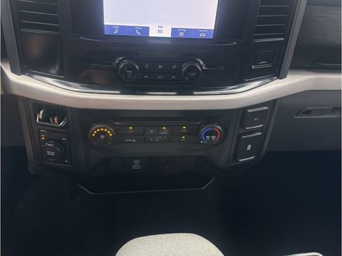 Used 2023 Ford F150 XLT AWD/4WD image 11