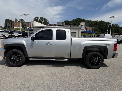 Used 2013 Chevrolet Silverado 1500 LT AWD/4WD image 4