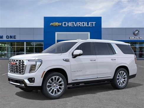 New 2026 GMC Yukon Denali w/ Denali Reserve Package image 2