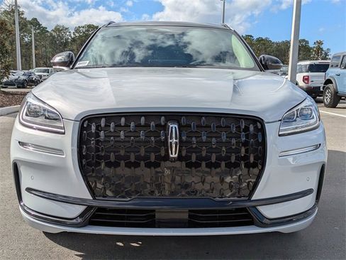 New 2026 Lincoln Corsair Reserve image 9