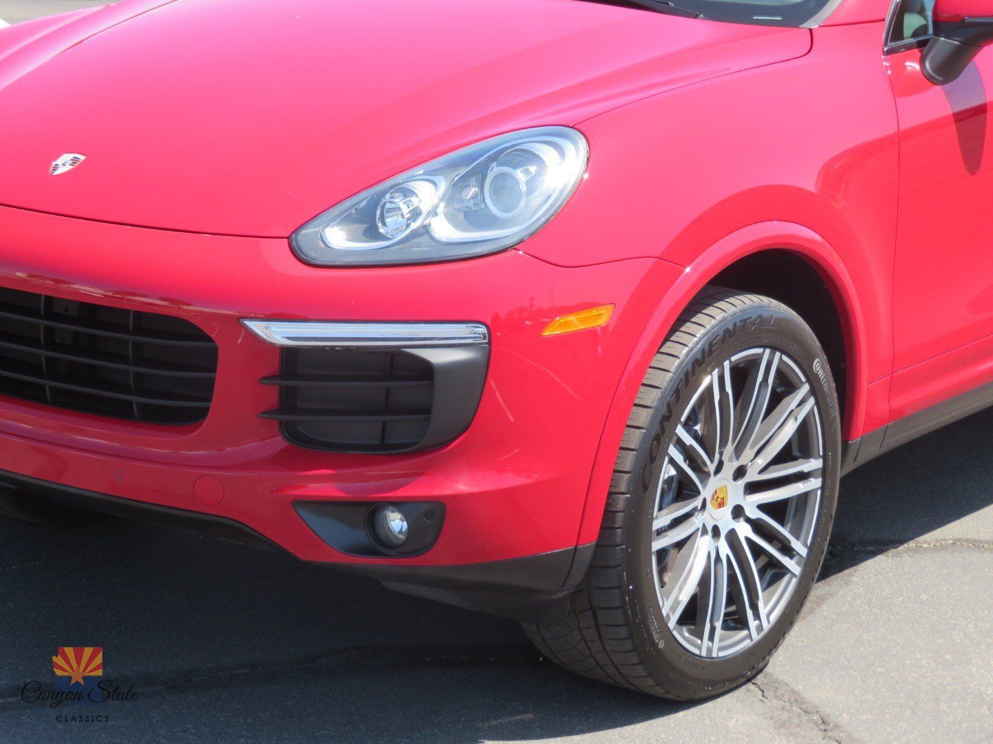 Used 2016 Porsche Cayenne w/ Premium Package AWD/4WD image 11