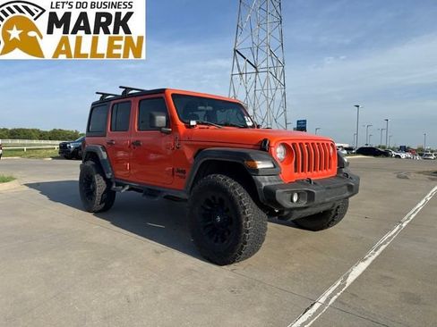 Used 2018 Jeep Wrangler Unlimited Sport S AWD/4WD image 1