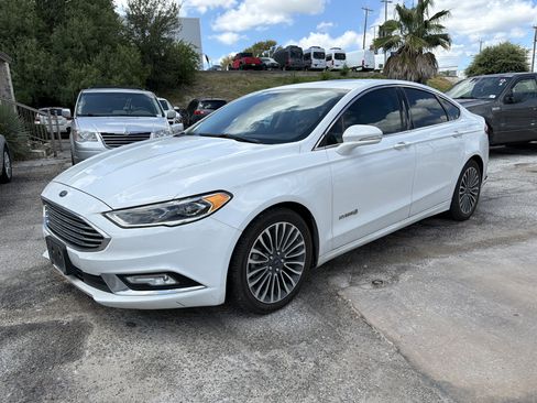 Used 2017 Ford Fusion Titanium FWD image 7