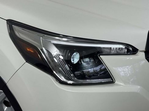 Used 2023 Subaru Forester AWD/4WD image 15