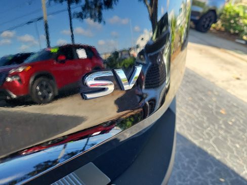 Certified 2023 Nissan Rogue SV FWD image 8