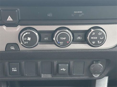 Used 2021 Toyota Tacoma SR image 29