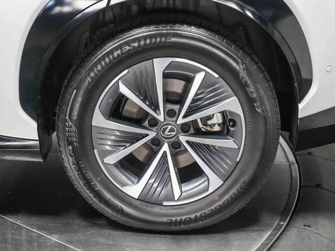 Used 2023 Lexus RZ 450e Premium w/ Technology Package AWD/4WD image 10