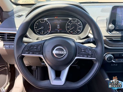 Used 2025 Nissan Altima 2.5 SV FWD image 20