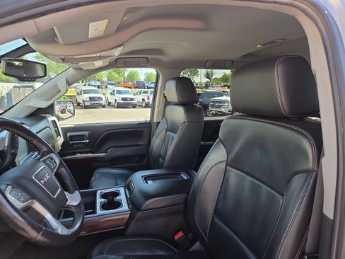 Used 2018 GMC Sierra 1500 SLT w/ SLT Premium Package AWD/4WD image 9