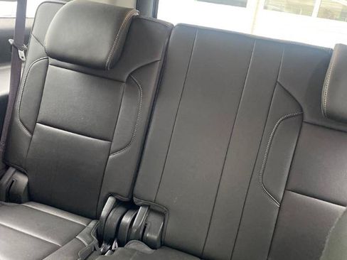 Used 2017 GMC Yukon XL Denali w/ Open Road Package AWD/4WD image 7