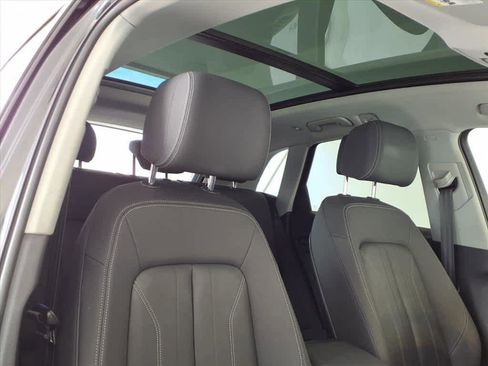 Used 2021 Audi Q5 Premium Plus image 23