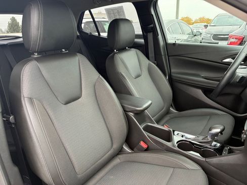 Used 2025 Buick Encore GX Preferred image 34