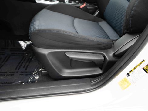 Used 2017 Toyota Yaris iA FWD image 12