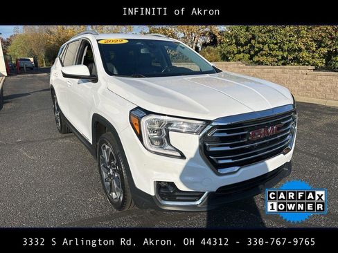 Used 2022 GMC Terrain SLT w/ LPO, Floor Liner Package image 18