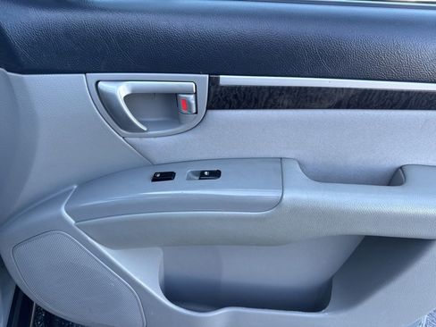 Used 2008 Hyundai Santa Fe GLS image 16