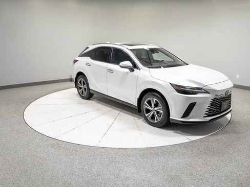 Used 2025 Lexus RX 350 Premium w/ Accessory Package AWD/4WD image 32