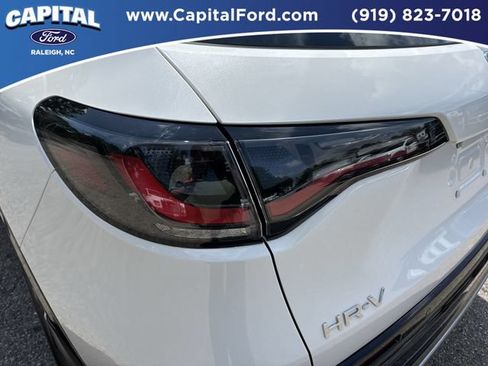 Used 2024 Honda HR-V EX-L image 15