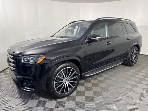 New 2026 Mercedes-Benz GLS 580 4MATIC image 1