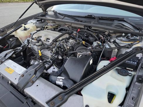 Used 1996 Chevrolet Lumina LS FWD image 60