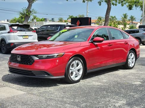 Used 2025 Honda Accord LX image 3