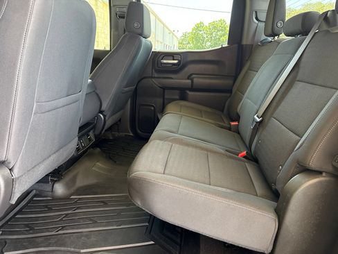Used 2024 Chevrolet Silverado 1500 Custom Trail Boss w/ LPO, Dark Essentials Package AWD/4WD image 14