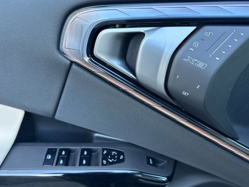 Used 2026 BMW X3 xDrive30 w/ Premium Package image 14