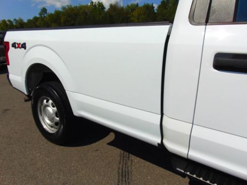 Used 2017 Ford F150 XL w/ Equipment Group 101A Mid AWD/4WD image 36