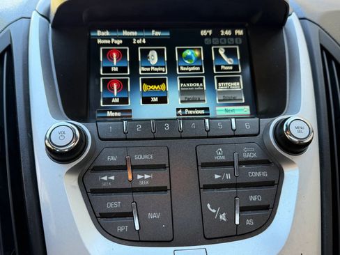 Used 2017 Chevrolet Equinox Premier w/ Enhanced Convenience Package image 25