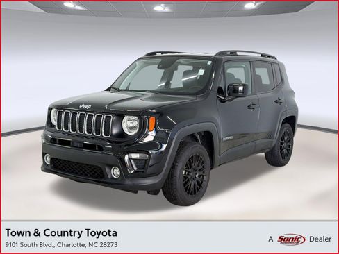 Used 2021 Jeep Renegade Latitude AWD/4WD image 1