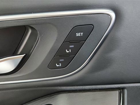 New 2025 Nissan Rogue Platinum w/ Platinum Premium Package image 19