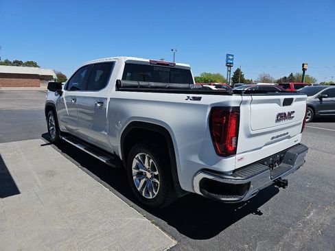 Used 2021 GMC Sierra 1500 SLT w/ SLT Premium Plus Package AWD/4WD image 4