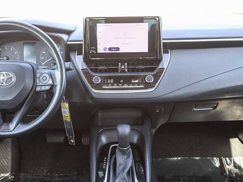 Used 2023 Toyota Corolla LE image 13