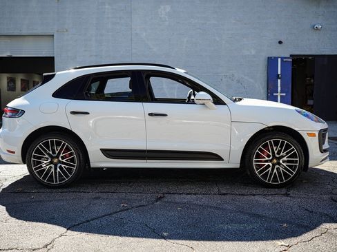 Used 2023 Porsche Macan S w/ Premium Package Plus image 17