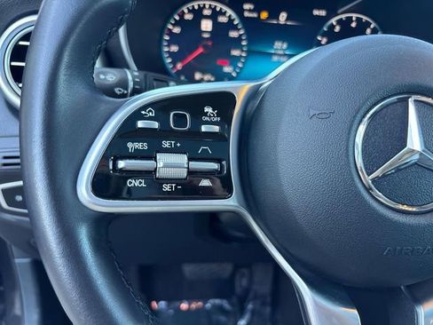 Used 2021 Mercedes-Benz GLC 300 4MATIC image 20