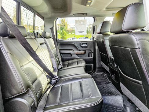 Used 2019 GMC Sierra 2500 Denali w/ Duramax Plus Package image 15