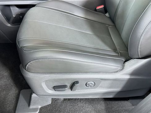 Certified 2026 INFINITI QX60 Luxe w/ Cargo Package image 25