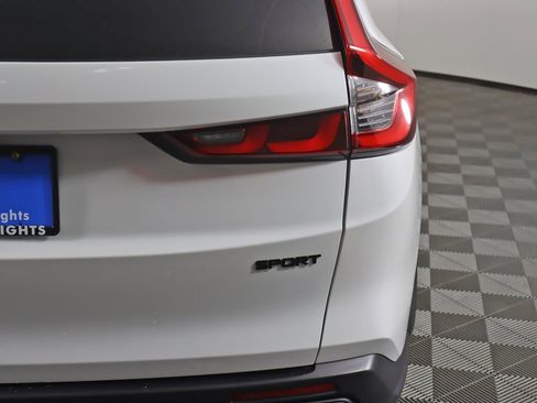 Used 2025 Honda CR-V Sport image 16