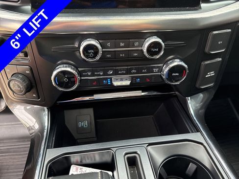 Used 2022 Ford F150 Lariat image 27