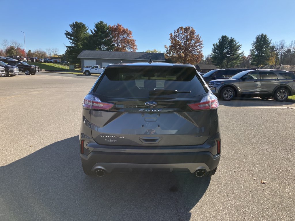Used 2024 Ford Edge Titanium AWD/4WD image 7